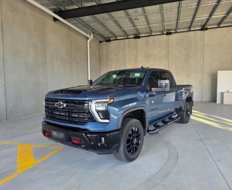 American pickup in the workshop bay at American Truck Centre
