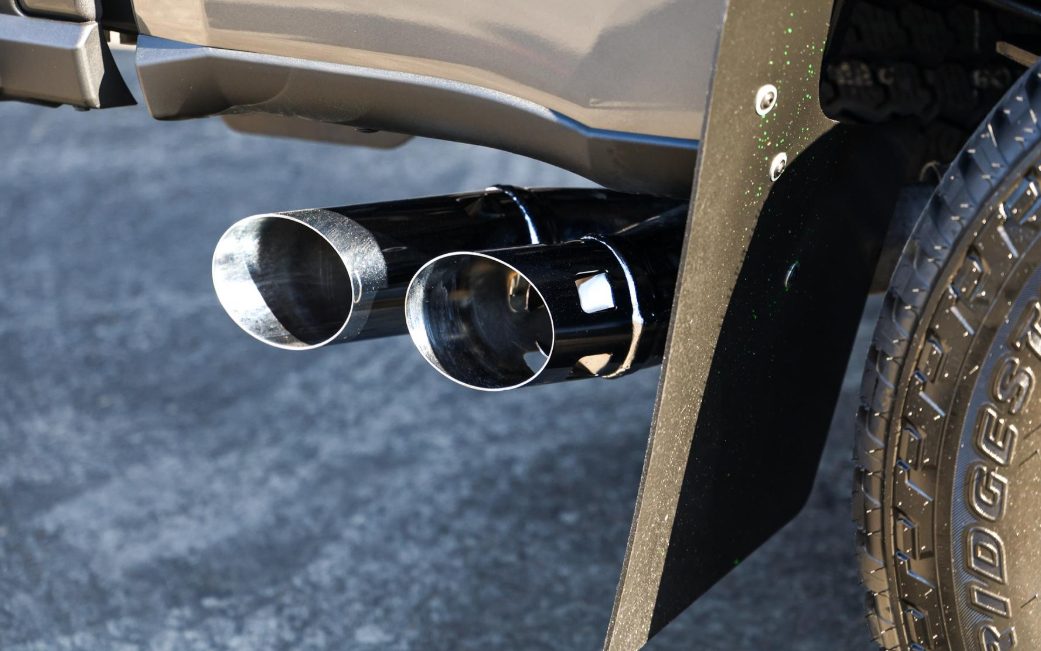 Twin exhaust tips on a Ford Super Duty diesel