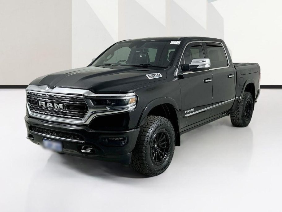 Black RAM 1500 side profile